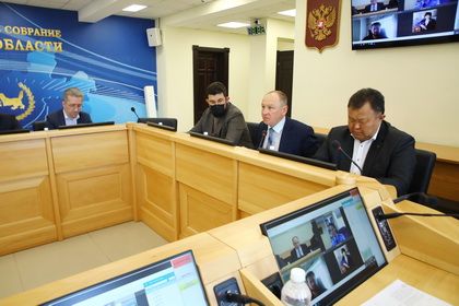 Вопросы поддержки сельхозотрасли и регулирования численности волков обсудили на комитете по природопользованию